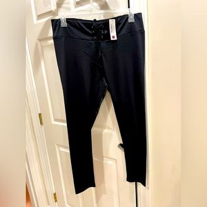 Simply Southern black lace up leggings NWT sz XXL